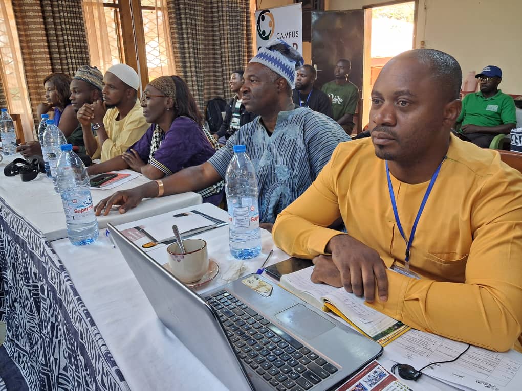 Mr. Emmanuel Nzete addressing the Carbon Conference